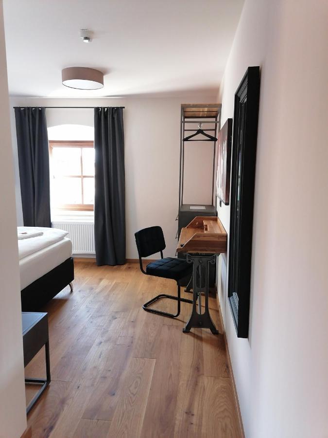 Hotelgasthof Kirchenwirt Schierling Ngoại thất bức ảnh